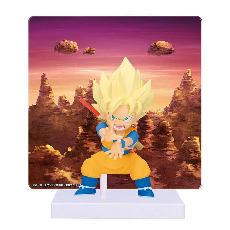 DRAGON BALL DAIMA - Goku - Figurine 7cm (With Panel 13cm)